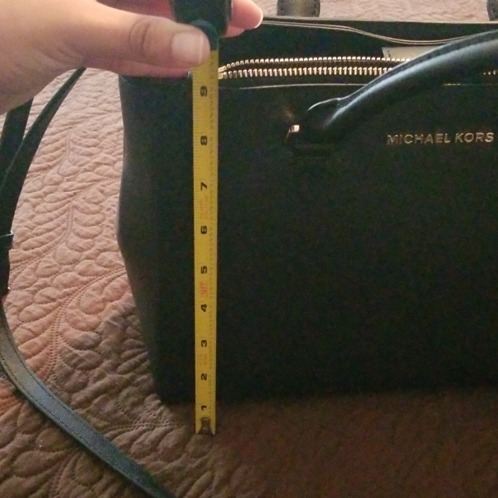 Michael Kors black medium handbag - Picture 6 of 8